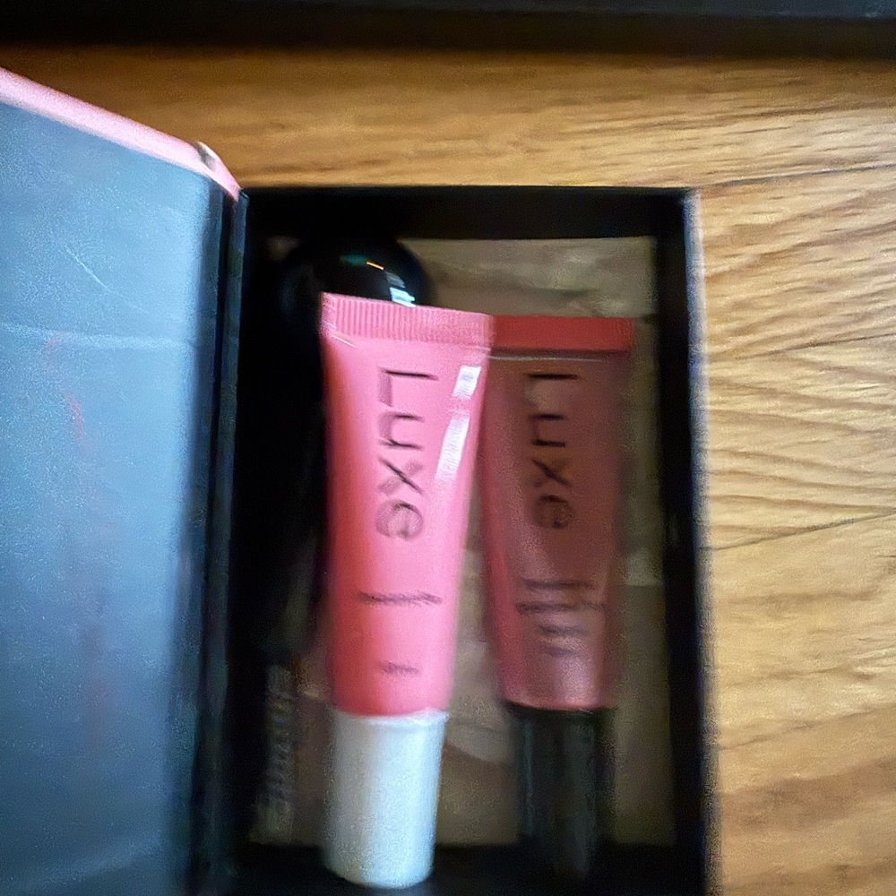 Luxe Lashlift Kit and Tint Kit - Picture 4 of 6